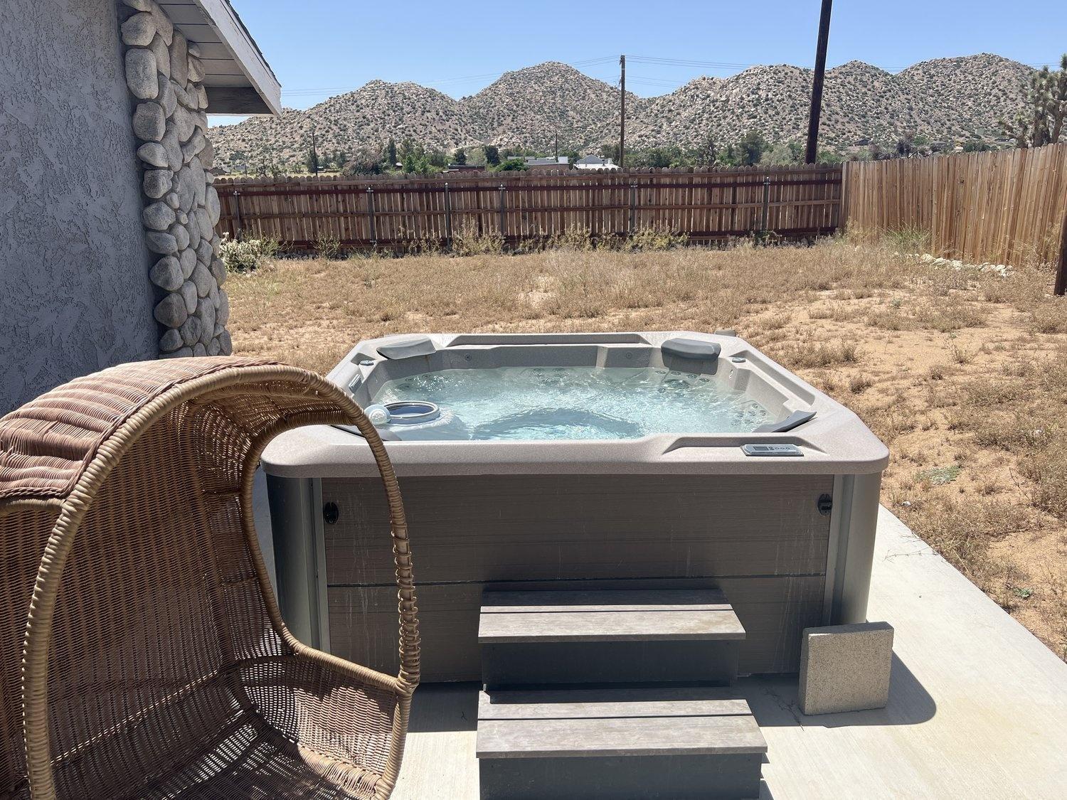 Rawhide Ranch - Walk To Pappy And Harriet'S With Hot Tub! Home Yucca Valley Exterior photo